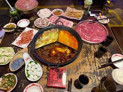 奔驰锅-水巷子·巴掌腰片重庆火锅(云纺店)