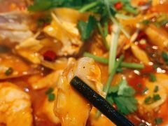 -魏铭鱼头捞饭(晋阳路店)