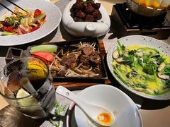 -穹六人间 people 6(岳阳路店)