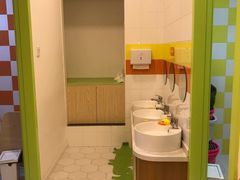 -婴智贝佳蒙特梭利早教托育中心(杨浦店)