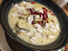 -拾味馆·浓鲜骨汤(光谷天地店)