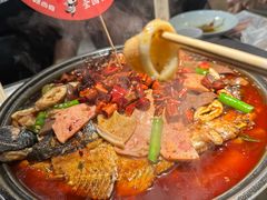 -辣尚瘾·烤鱼·新川菜(牡丹园直营店)