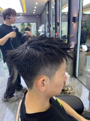 -藤野造型烫染·漂发