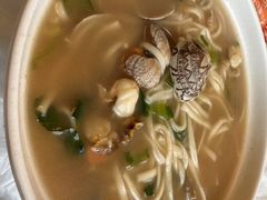 -宾朋海鲜特色美食餐厅·纯手工鲅鱼水饺(兴海路店)