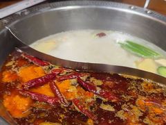 -东巴婆婆云南鱼豆花火锅(大东门店)