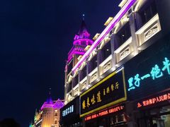 -布尔津河堤夜市