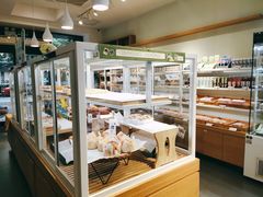 面包甜点陈列柜-仟吉KenGee(银港店)