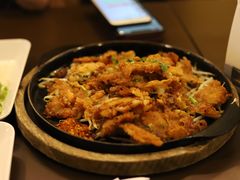 -Pier 21 (Terminal 21 Asok)