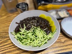 韩式炸酱面-吴草鸡爪오초닭발韩食堂(融恒盈嘉中心店)