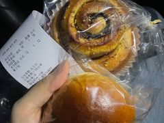 -沁屋面包店(人民东路店)