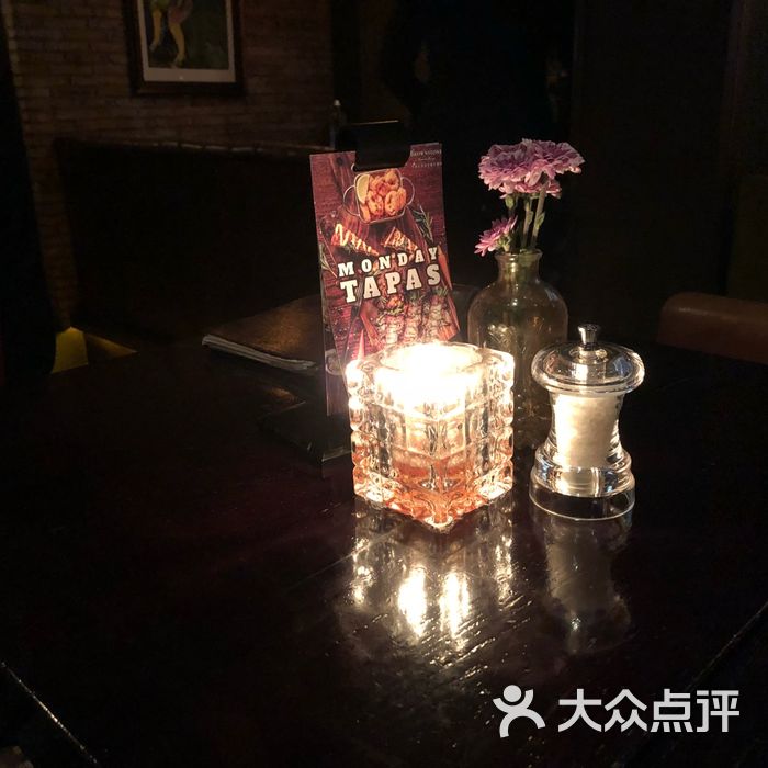 brownstone tapas lounge布朗石西班牙餐厅酒吧图片-北京西班牙菜