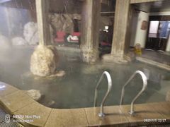 -裕龙汤泉