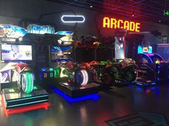 -世代星球·保龄球·镭战真人CS·团建(杨浦店)