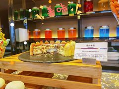 -唐拉雅秀酒店-西锦汇空中BBQ·思创餐厅