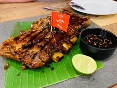 BBQ猪肋排-Naughty Nuri’s Phuket