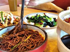 芥末饸饹-小六汤包砂煲菜(文景路店)