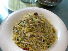 -学生路大别山酒店