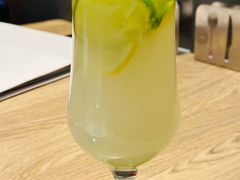-必胜客(新中纬店)
