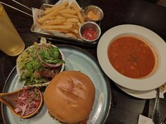 炙烤熟成肉眼牛排汉堡-blue frog蓝蛙(长泰广场店)