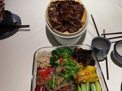 八府香鸭-八府香鸭·啫啫煲(华山路店)