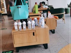 -星巴克臻选(郑州中原万达店)