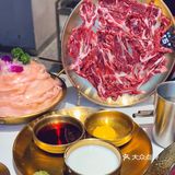 在潘帅开的火锅🍲店里实现甜品🍮自由啦！