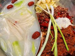 -袁老四重庆老火锅(桐梓坡店)