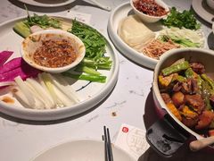 -关东小磨东北菜(漕河泾印象城店)