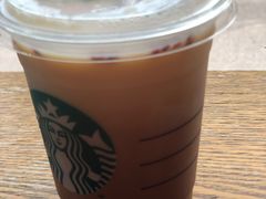 莓莓燕麦红茶玛奇朵-星巴克臻选(泰州万达广场店)