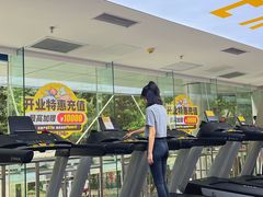 -超鹿运动(达信大厦店)