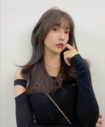 -变画·发型STUDIO