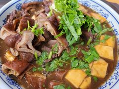 卤煮火烧-门框胡同百年卤煮(新街口店)