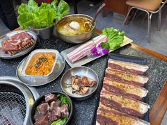 -红泥小火炉·东北泥炉烤肉(天一旗舰店)