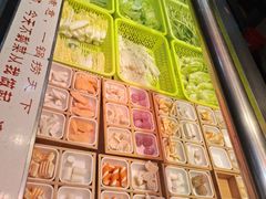 自助取餐区-尚品海鲜肥牛自助火锅(湖明店)