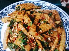 -蜗牛小馆醉乡民谣云南菜(惠新西里店)