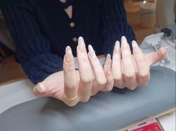 -UGIRL有个美甲