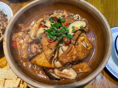 南岳豆腐煲-吃香喝辣·地道衡东菜(南岳大庙店)