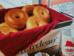 -Catch Bagel(芳草地店)