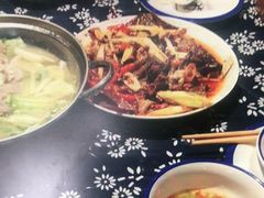 -牛四娃跷脚牛肉·非物质文化遗产传承名店(峨眉山店)