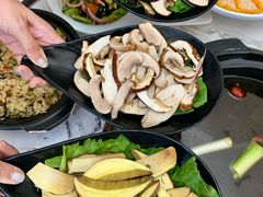 -原林野山菌火锅·炒菌(关上野生菌一条街店)