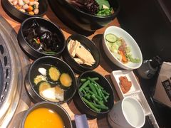 -黑牛黑猪烤肉专门店(万象城店)