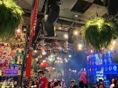 -胡桃里乐队酒馆