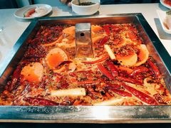 牛油红锅-小牛叔鲜切牛肉·火锅·烤肉自助(公济桥路店)