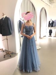 点击看大图 -艾米丽婚纱礼服