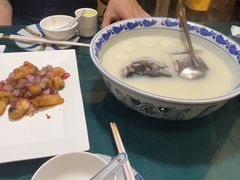 -南京金牛湖巨碗鱼头