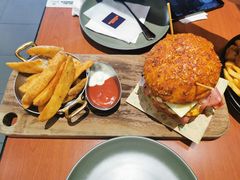 薯角-魏斯理汉堡(西安沣东吾悦店)