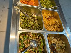 -食里香自助快餐(香槟小镇店)