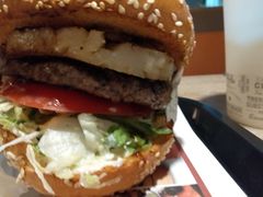 -The Habit Burger Grill 哈比特汉堡(复兴soho店)