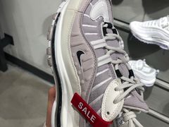 -NIKE品牌体验店(南京东路店)