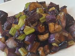 -汗腾格里·风味餐厅(新疆驻京办店)